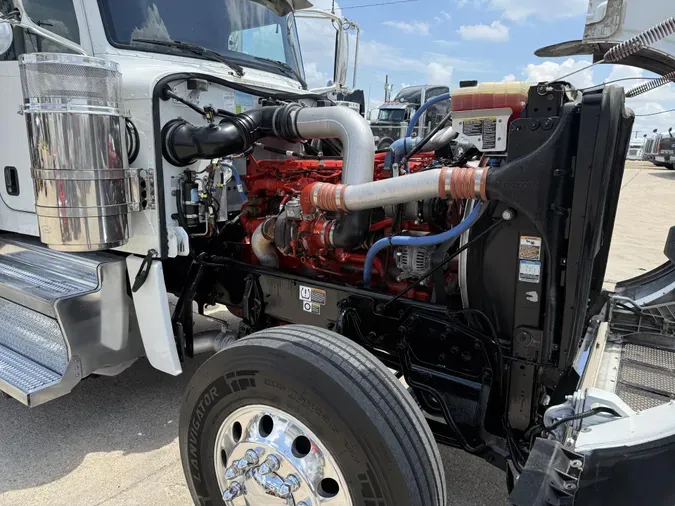 2022 Peterbilt 389ecf2a400532e0ff5cf13ac0458133cd1