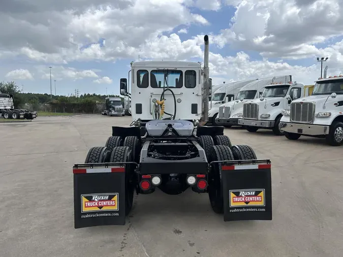 2020 Peterbilt 567