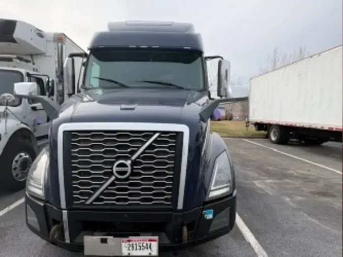 2020 VOLVO VNL64T860