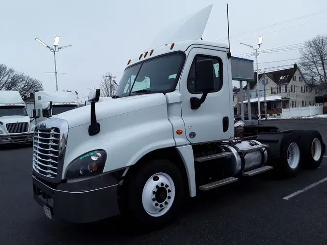 2019 FREIGHTLINER/MERCEDES CASCADIA 125ecf76ffc8eaef3d1e872aa418cd7cc98