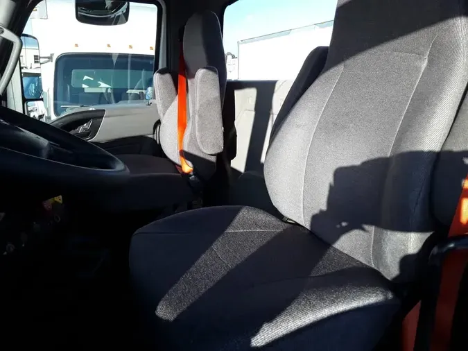 2019 NAVISTAR INTERNATIONAL LT625 DAYCAB T/A