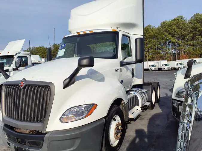 2019 NAVISTAR INTERNATIONAL LT625 DAYCAB T/A