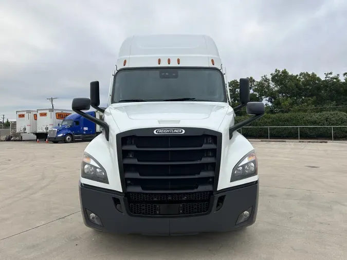 2020 Freightliner Cascadia