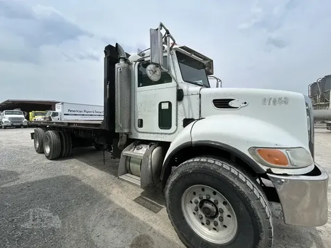 2005 PETERBILT 335
