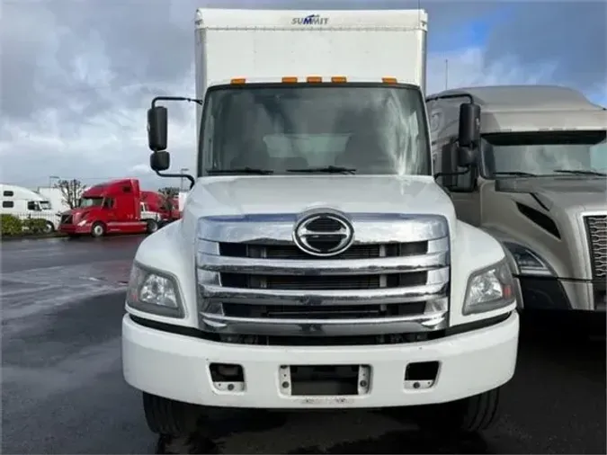 2018 HINO 268