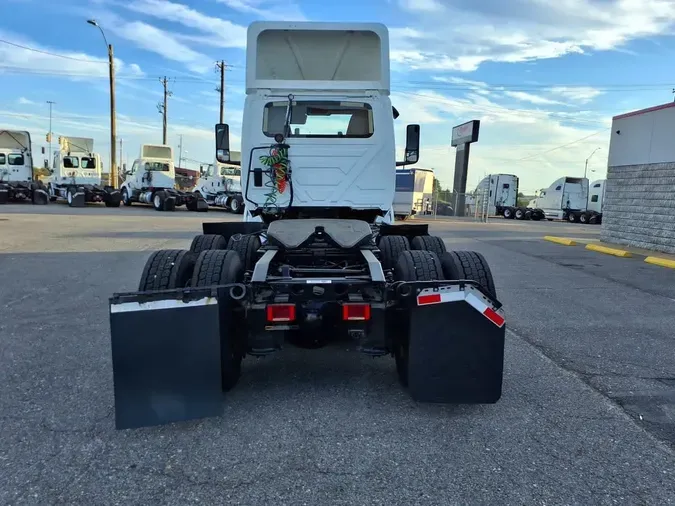 2019 NAVISTAR INTERNATIONAL LT625 DAYCAB T/Aed074a0423b5e8dc85c178a85563772e