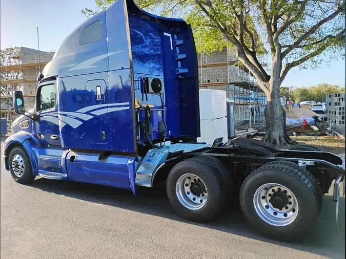 2022 Peterbilt 579