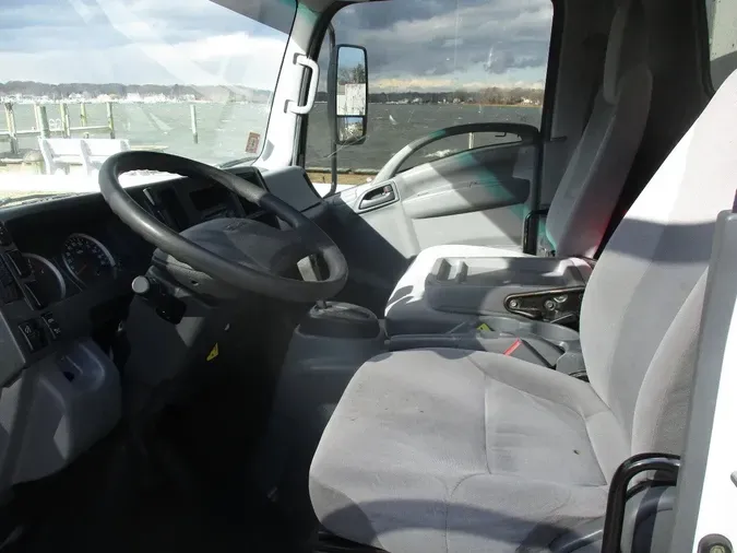 2016 ISUZU NRR