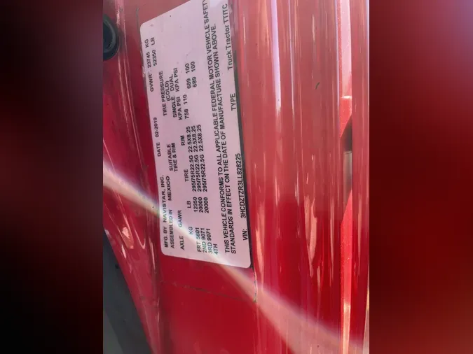 2020 International LT625ed17cb4371c0fcce91adeb7a1798640e