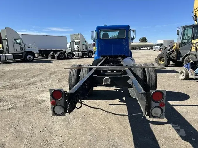 2019 PETERBILT 337