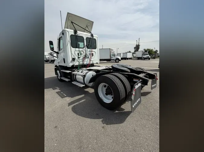 2020 FREIGHTLINER/MERCEDES NEW CASCADIA 116