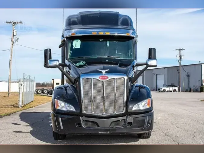 2023 PETERBILT 579