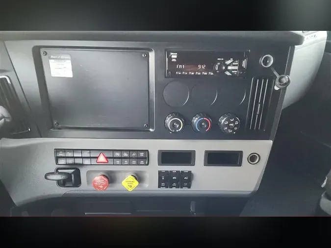 2020 FREIGHTLINER CA126