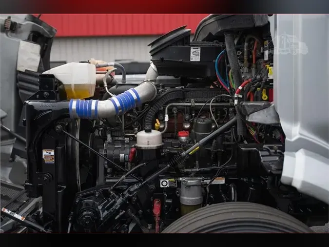 2022 PETERBILT 579