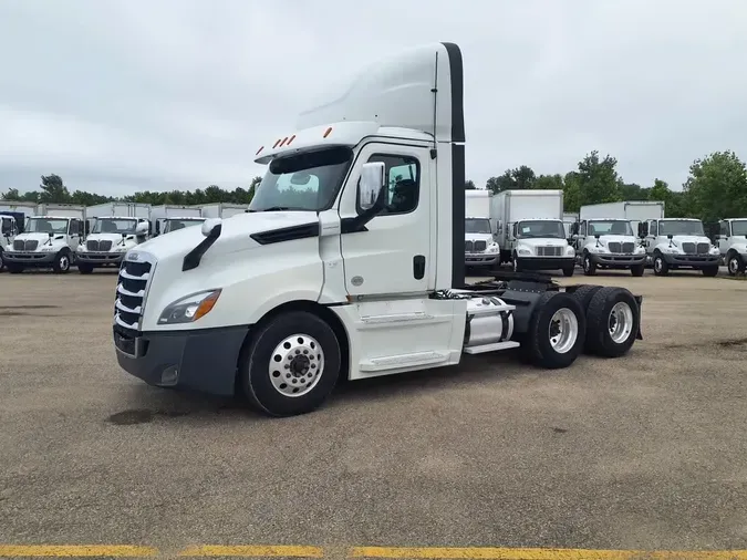 2019 FREIGHTLINER NEW CASCADIA PX12664ed237c27db1924607c9e19e1ef3c3541