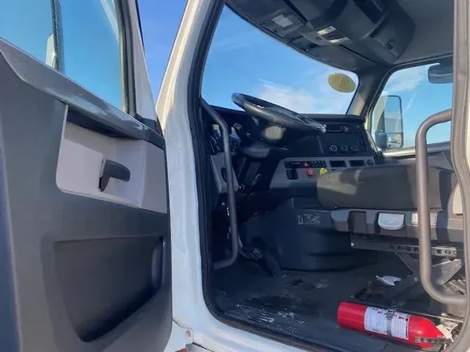 2020 Freightliner Cascadia