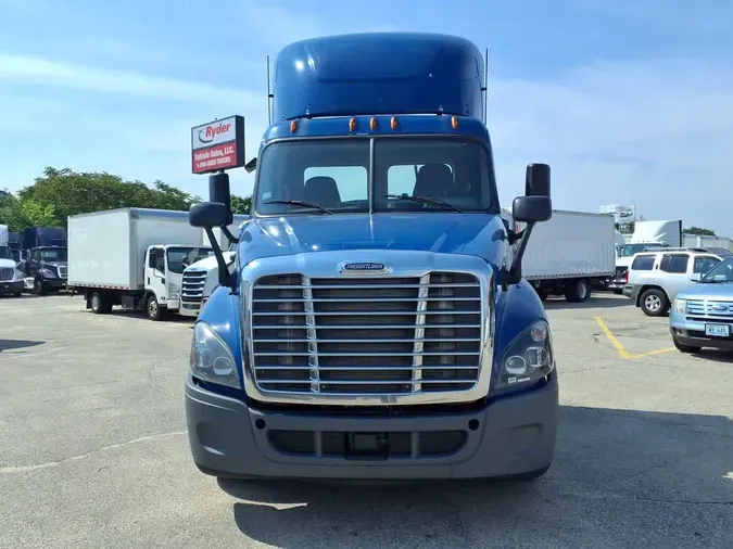 2017 FREIGHTLINER CASCADIA 125