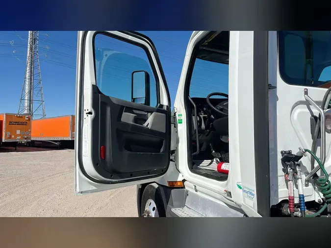 2020 Freightliner Cascadia 126ed279a6056899a70c664ba3366125488