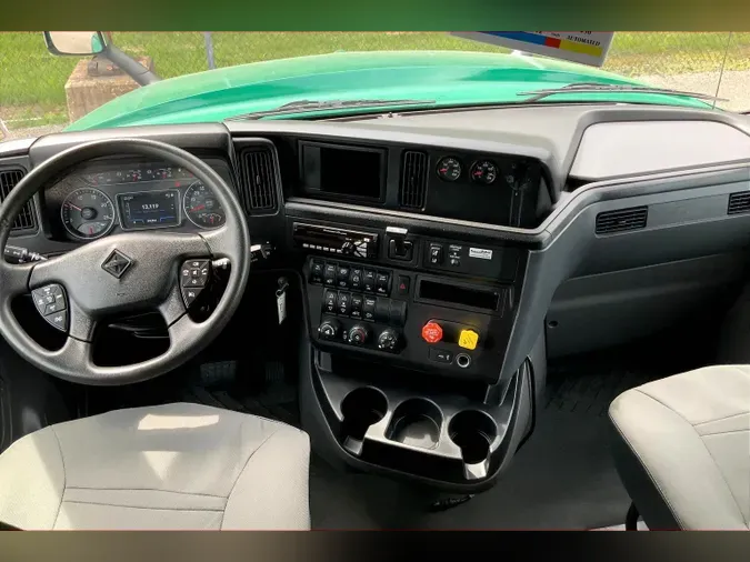 2020 INT LT625 6x4
