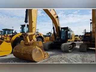 2019 CATERPILLAR 349FL