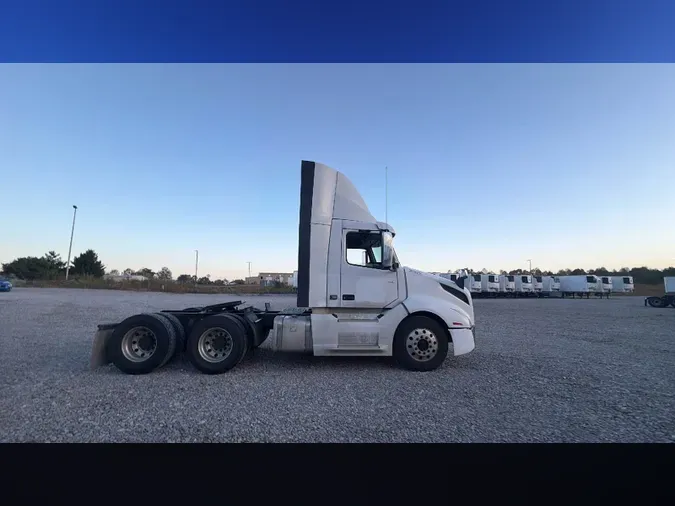 2019 Volvo VNL300