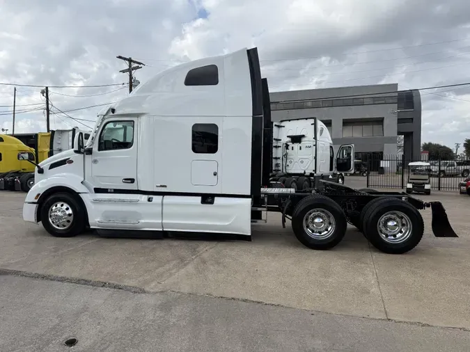 2024 Peterbilt 579