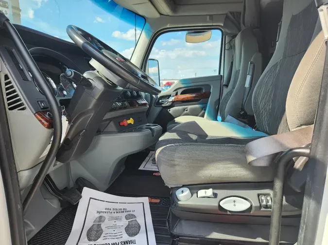 2022 KENWORTH T680