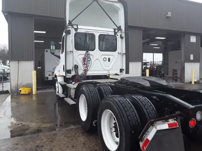 2019 FREIGHTLINER/MERCEDES NEW CASCADIA PX12664