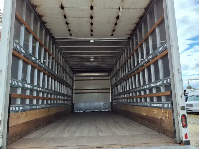 2019 FREIGHTLINER/MERCEDES M2 106