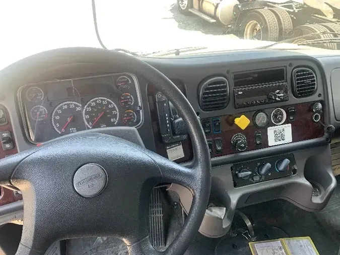 2018 FREIGHTLINER M2