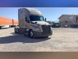 2023 Freightliner Cascadia