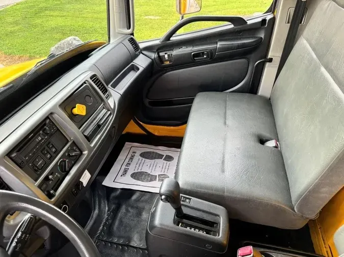 2019 Hino 268A