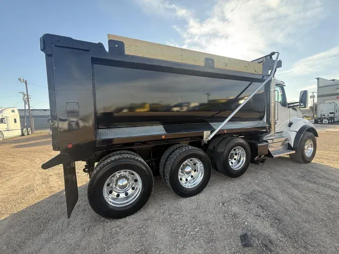 2025 Kenworth T880ed49ecec39f54cde554e242b5b06e417