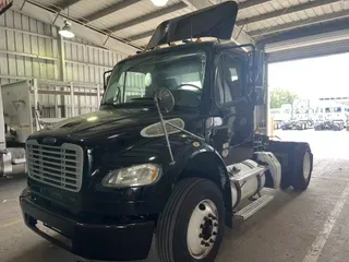 2017 FREIGHTLINER/MERCEDES M2 106