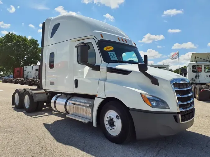 2019 FREIGHTLINER NEW CASCADIA PX12664