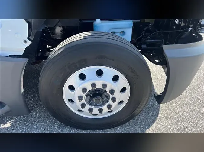 2021 INTERNATIONAL LT