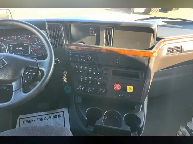 2022 INT LT625 6x4