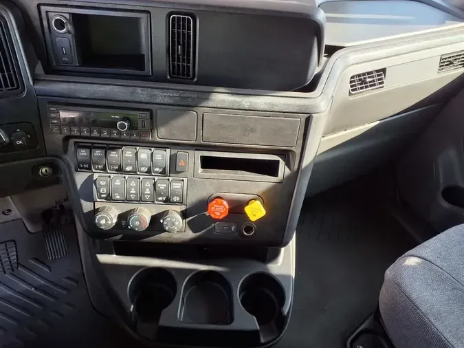 2020 NAVISTAR INTERNATIONAL LT625 SLPR CAB
