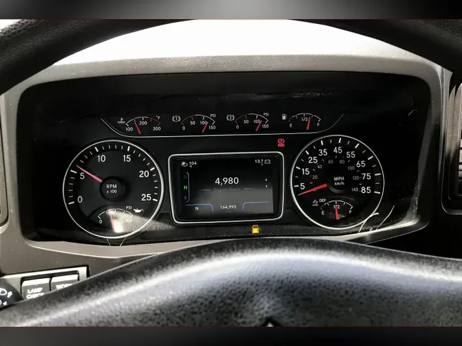 2022 INT LT625 6x4