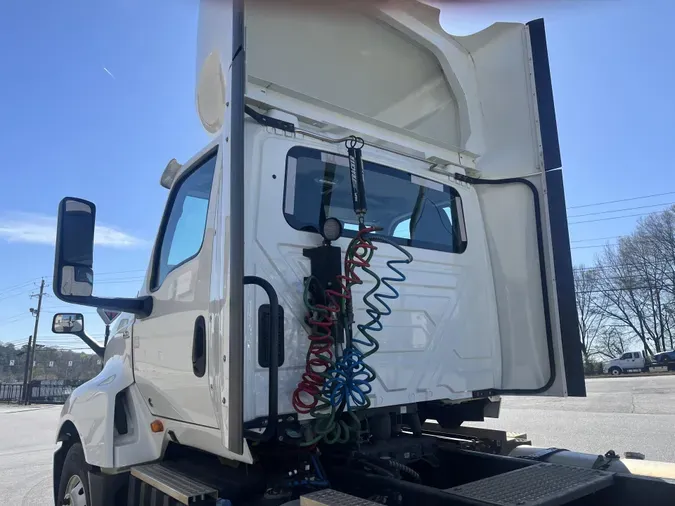 2023 International LT625