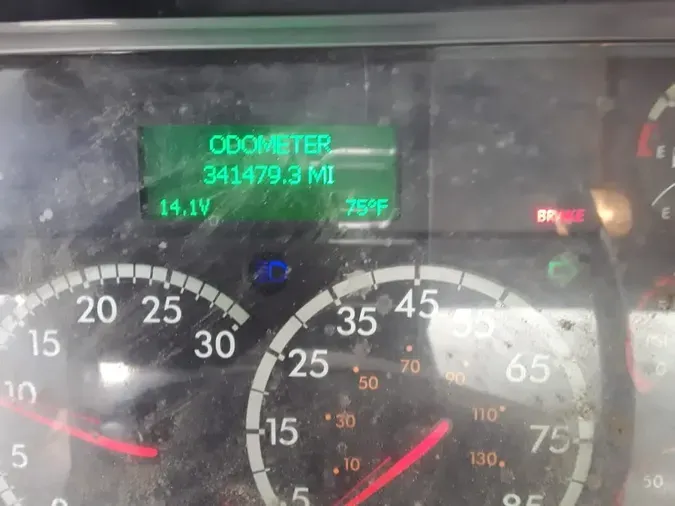 2018 FREIGHTLINER M2 106