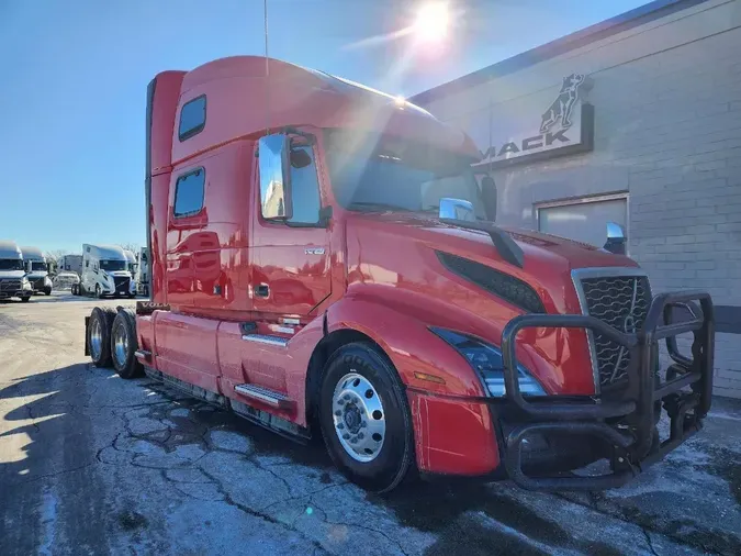2024 VOLVO VNL64T860