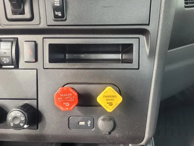 2020 International LT625