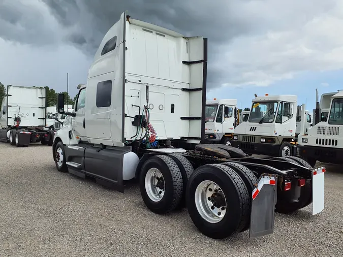 2020 NAVISTAR INTERNATIONAL LT625 SLPR CAB