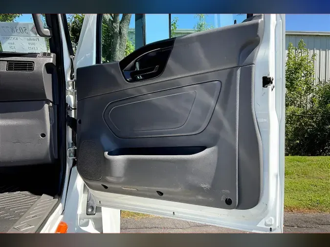 2019 INT LT625 6x4
