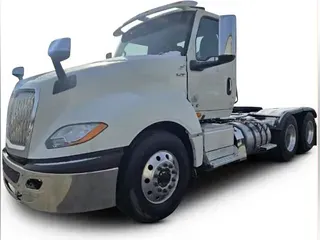 2020 International LT625