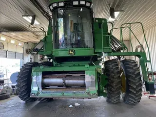2005 John Deere 9660 STS