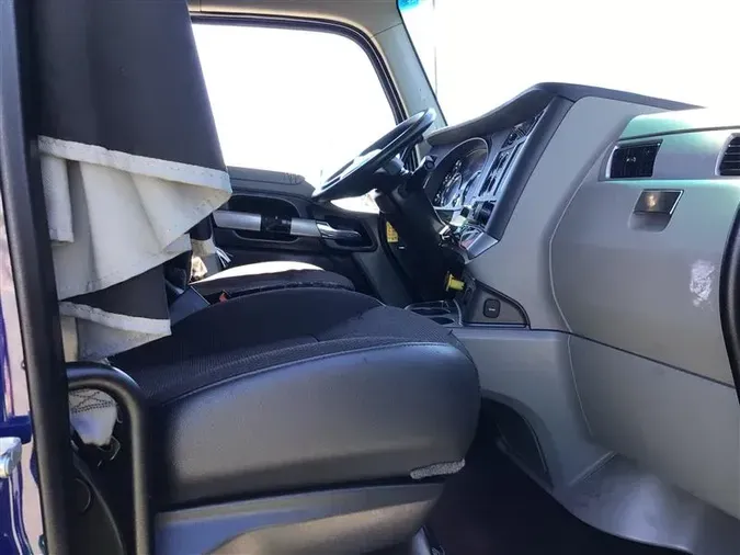 2022 KENWORTH T680