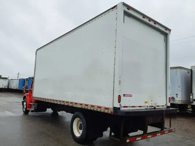 2019 FREIGHTLINER M2 106