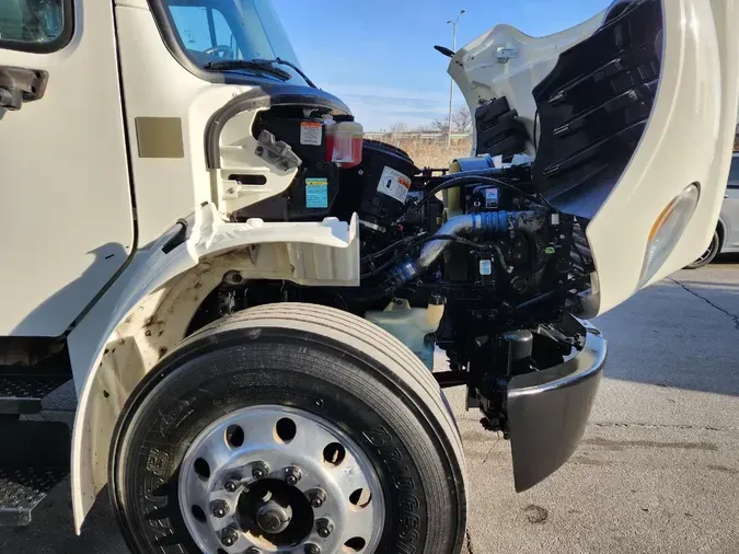 2019 FREIGHTLINER M2